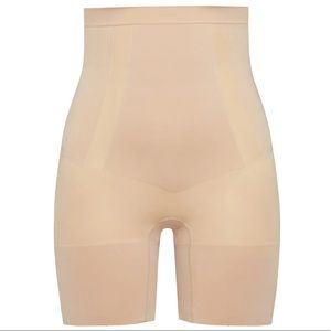 SPANX OnCore High-Waisted Mid-Thigh Short Sz SM NEW Compression Soft Nude